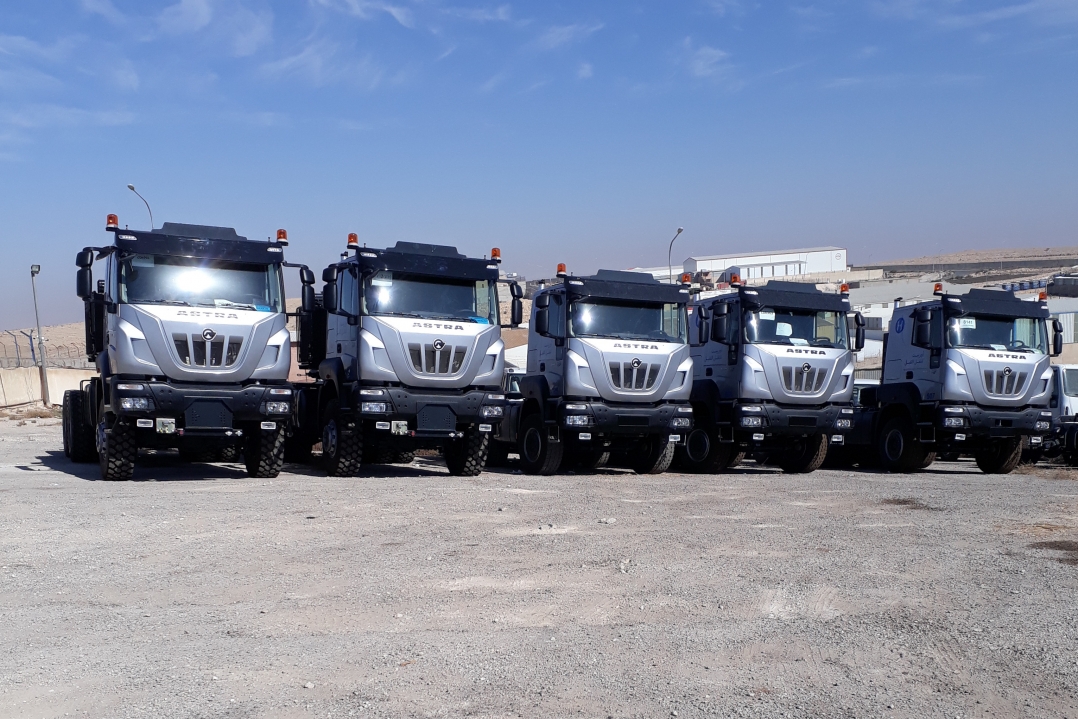 IVECO Astra consegna cinque HD9 in Giordania