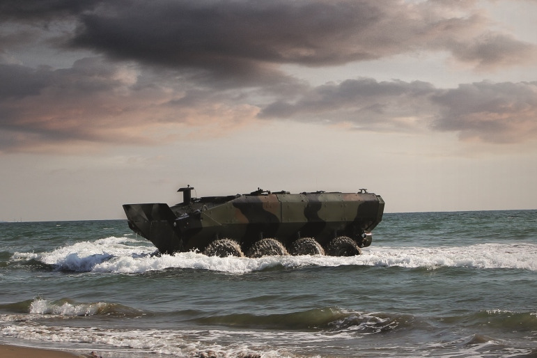 Le trasmissioni Allison scelte per i nuovi veicoli anfibi 8×8 della Marina militare USA