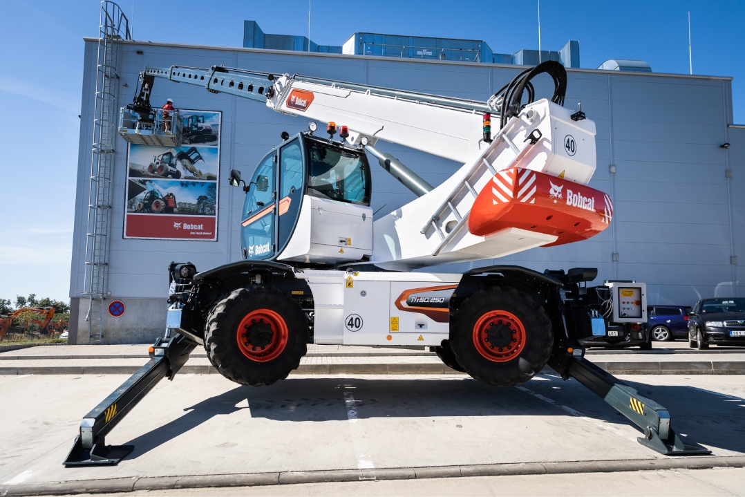 Nuova generazione di sollevatori telescopici rotativi Bobcat
