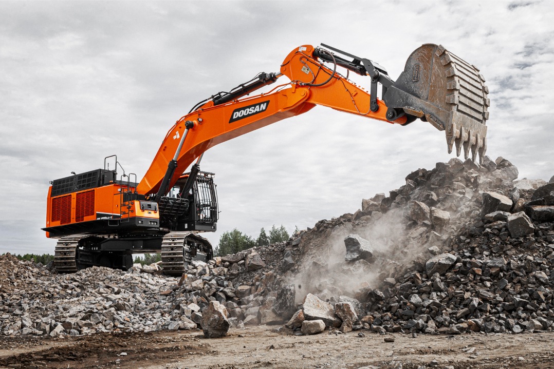 Prestazioni senza pari per il nuovo escavatore Doosan da 80 t
