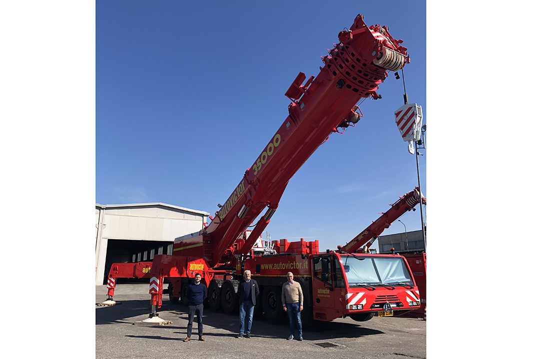 Forma al top: Autovictor rimette in servizio una gru multistrada Demag® AC 500-8 usata
