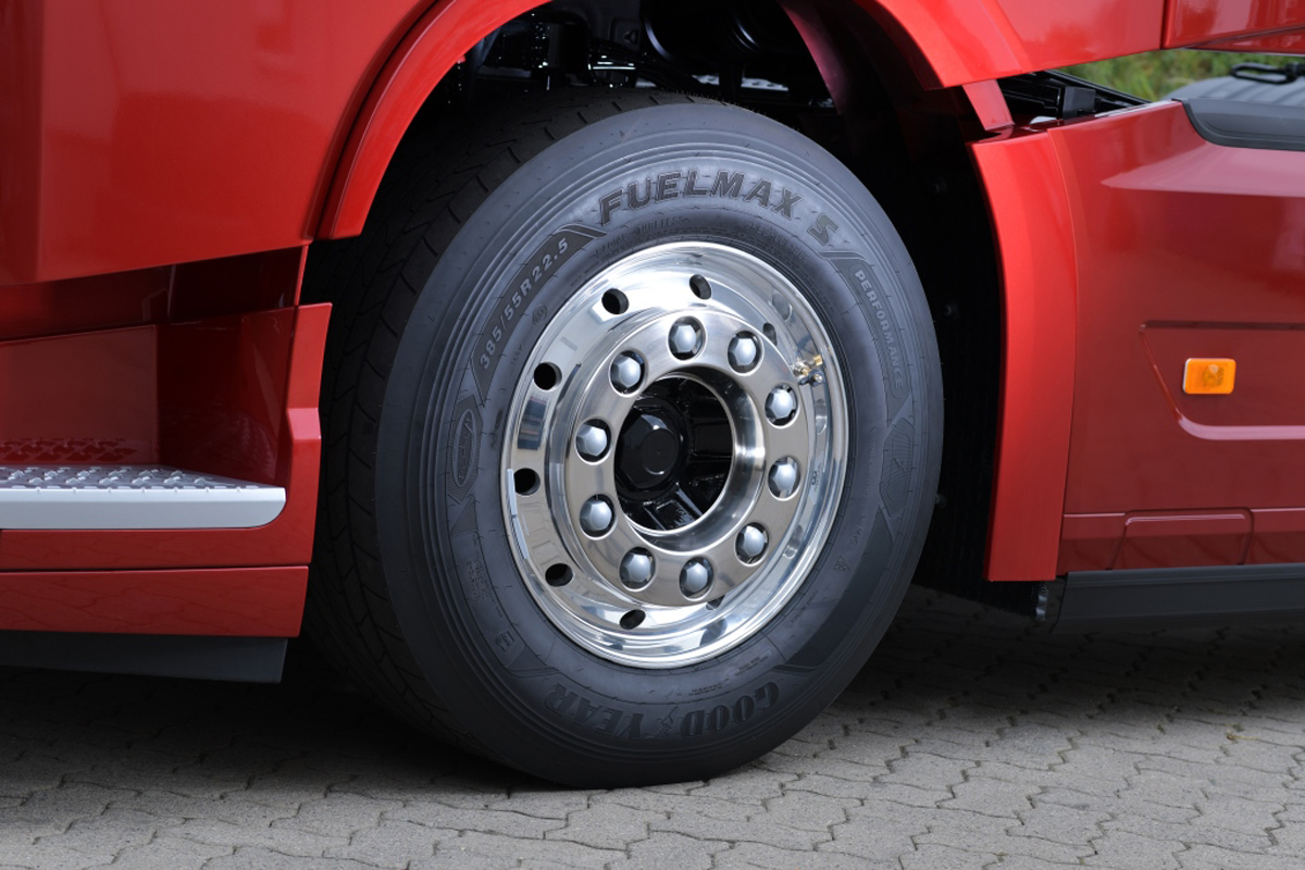Goodyear presenta i pneumatici FUELMAX PERFORMANCE con consumi efficienti e ridotte emissioni di CO2