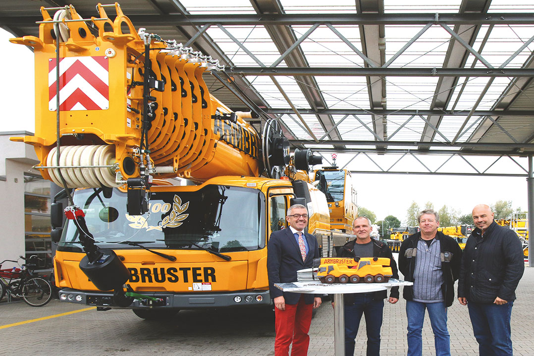Manitowoc consegna la Grove GMK5250L numero cento