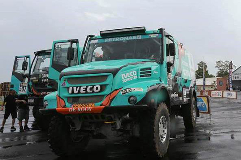 Dakar 2017: IVECO e il Team PETRONAS De Rooy IVECO ai blocchi di partenza