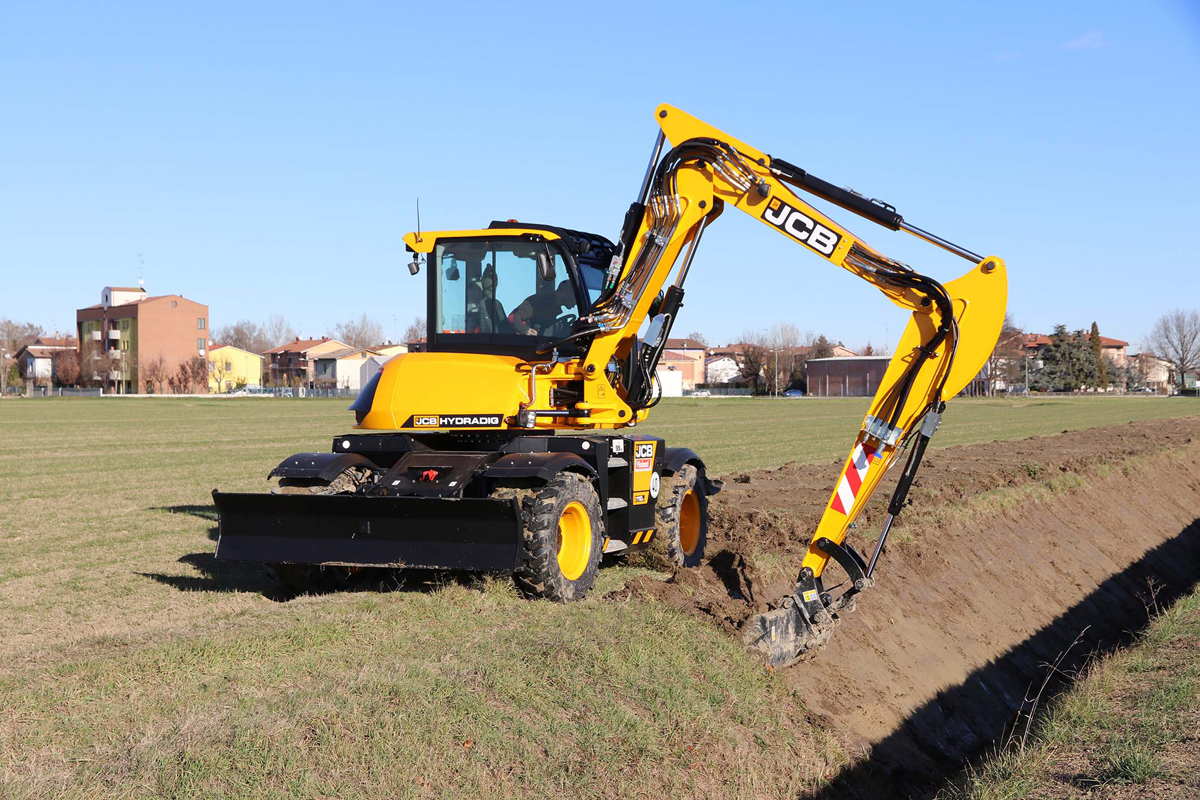 JCB Hydradig per il Consorzio della Bonifica Burana