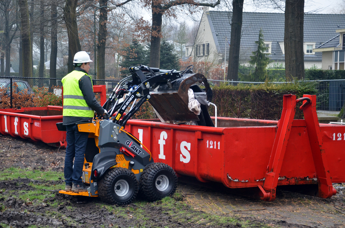Il tuttofare nel business quotidiano: il nuovo GIANT skid steer