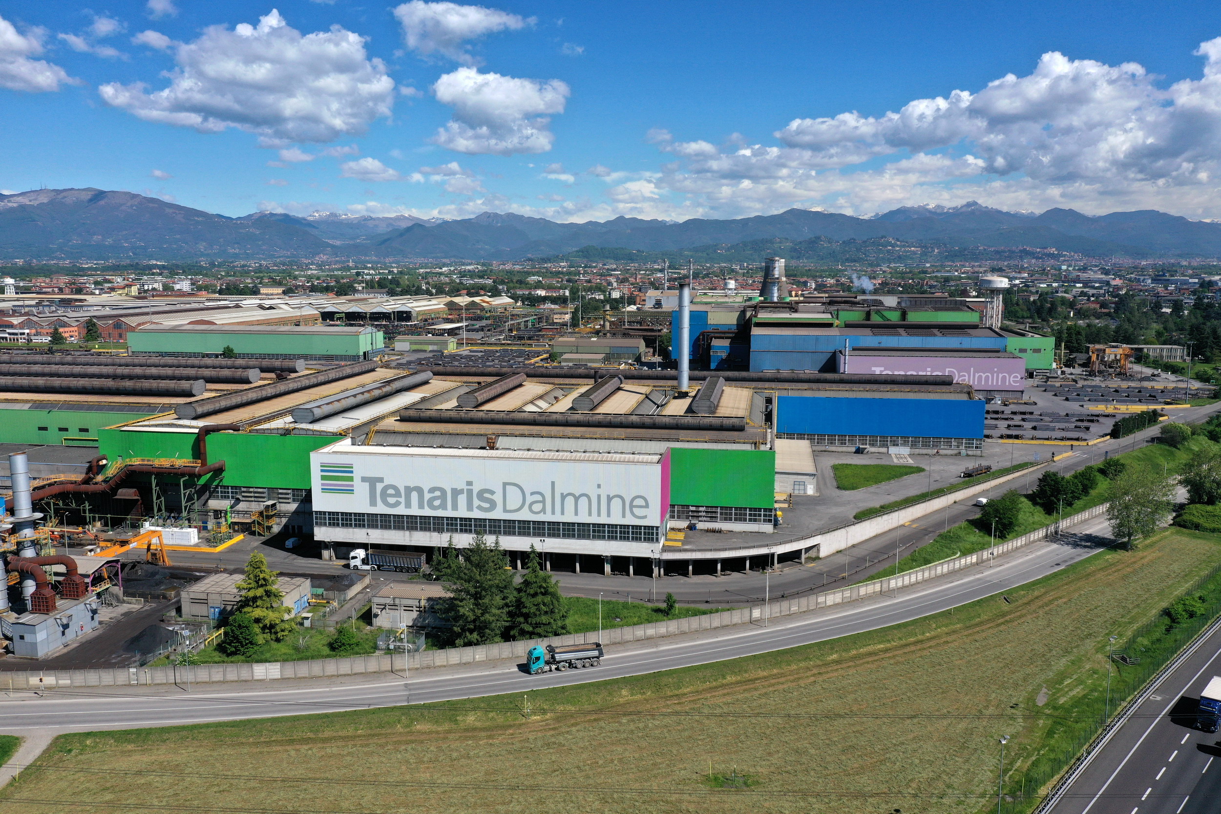 TenarisDalmine e Axpo Italia firmano contratto per la fornitura di 15 GWh annui di energia verde per 7 anni