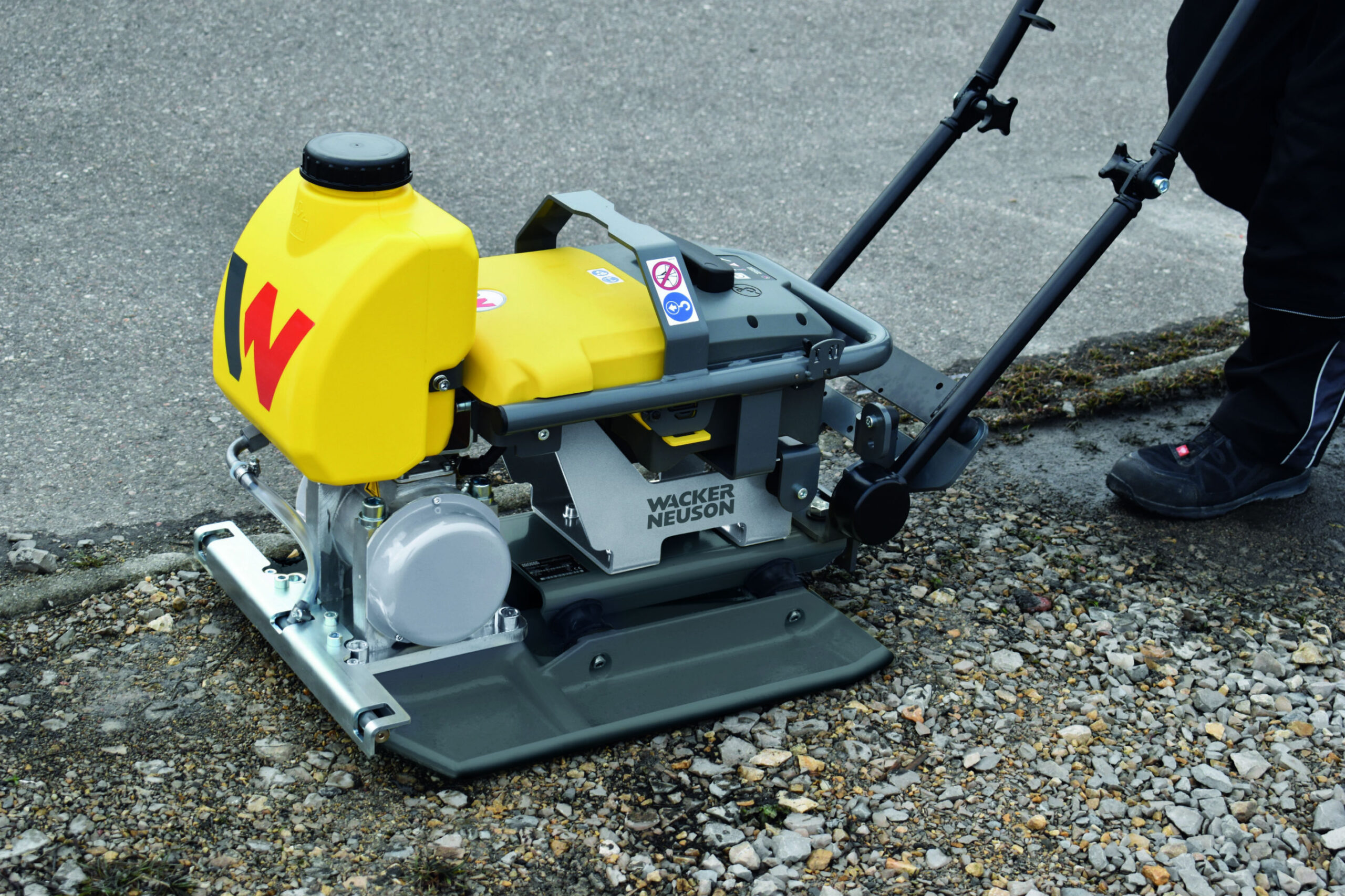 Wacker Neuson presenta la nuova piastra vibrante a zero emissioni