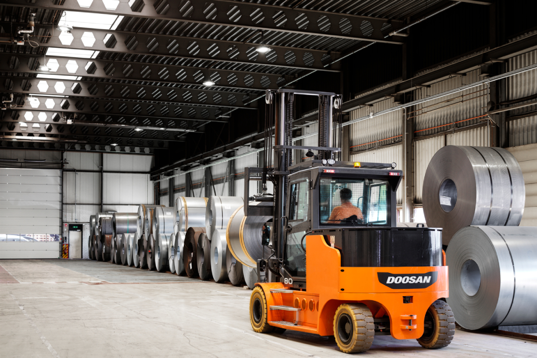 Doosan Bobcat presenta al LogiMAT il futuro della movimentazione di materiali