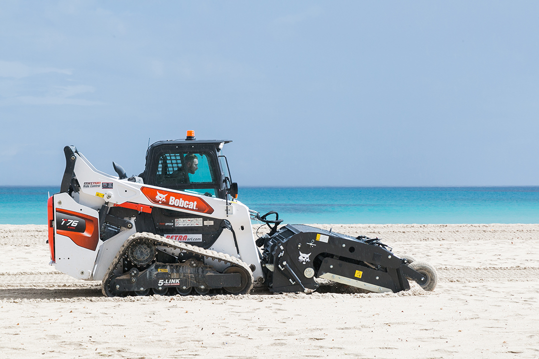 “One tough animal” per l’immensa spiaggia di Mondello