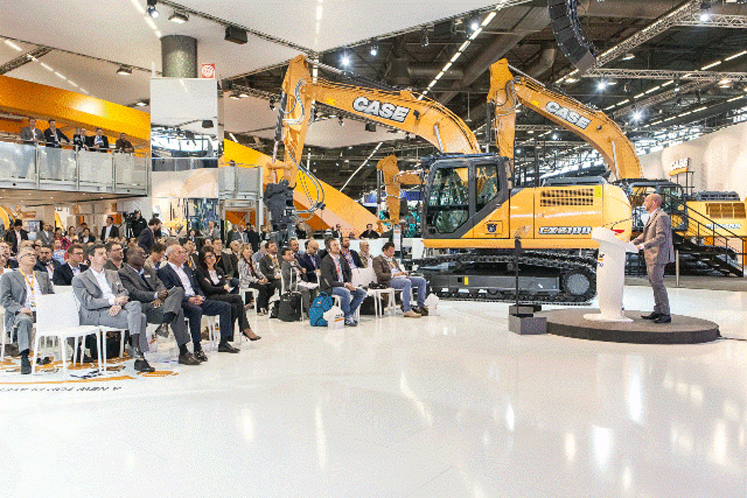 Successo di Case Construction Equipment  a Intermat 2015