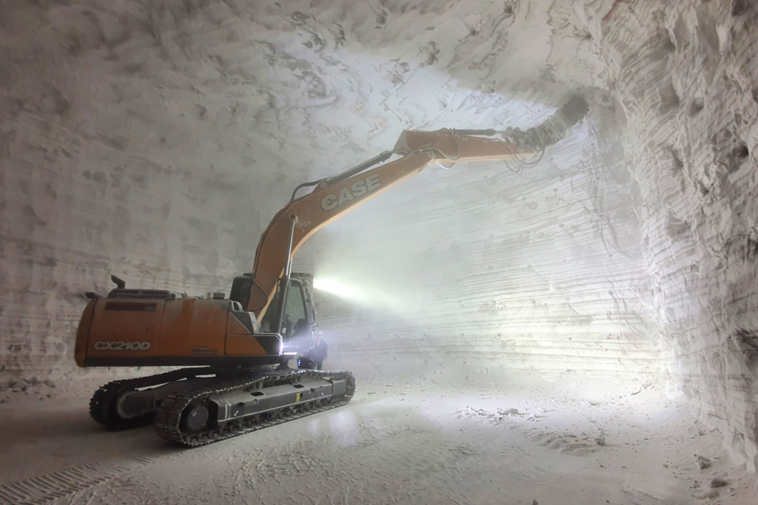 CASE Construction Equipment al lavoro presso una delle più importanti miniere di sale d’Europa