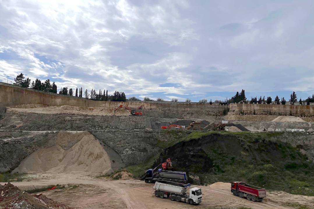 Due nuovi Hitachi al servizio del Gruppo Panarese