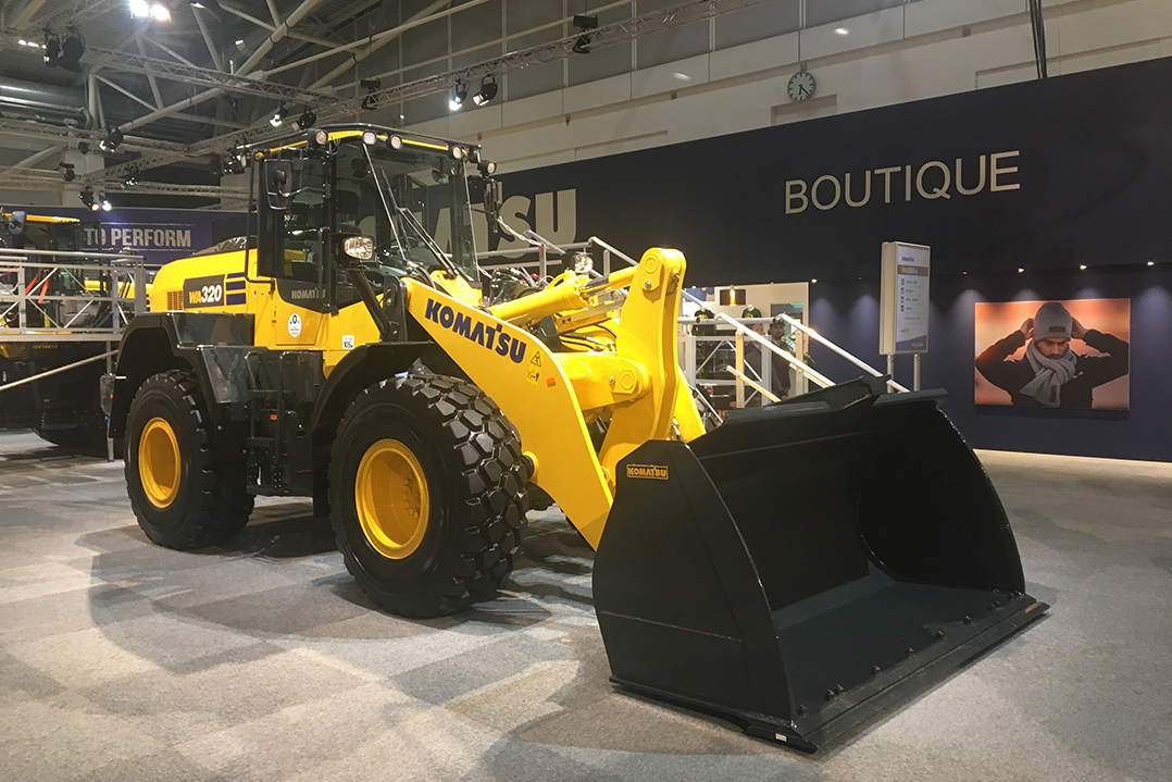 Komatsu approva gli pneumatici Continental EM-Master per l’uso sulle sue pale gommate Dash 8 Wheel Loader Series