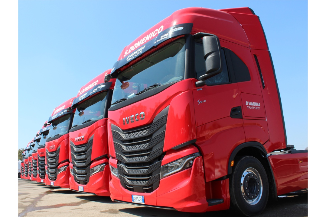 La flotta di D’Amora Autotrasporti accoglie Dieci nuovi IVECO S-WAY