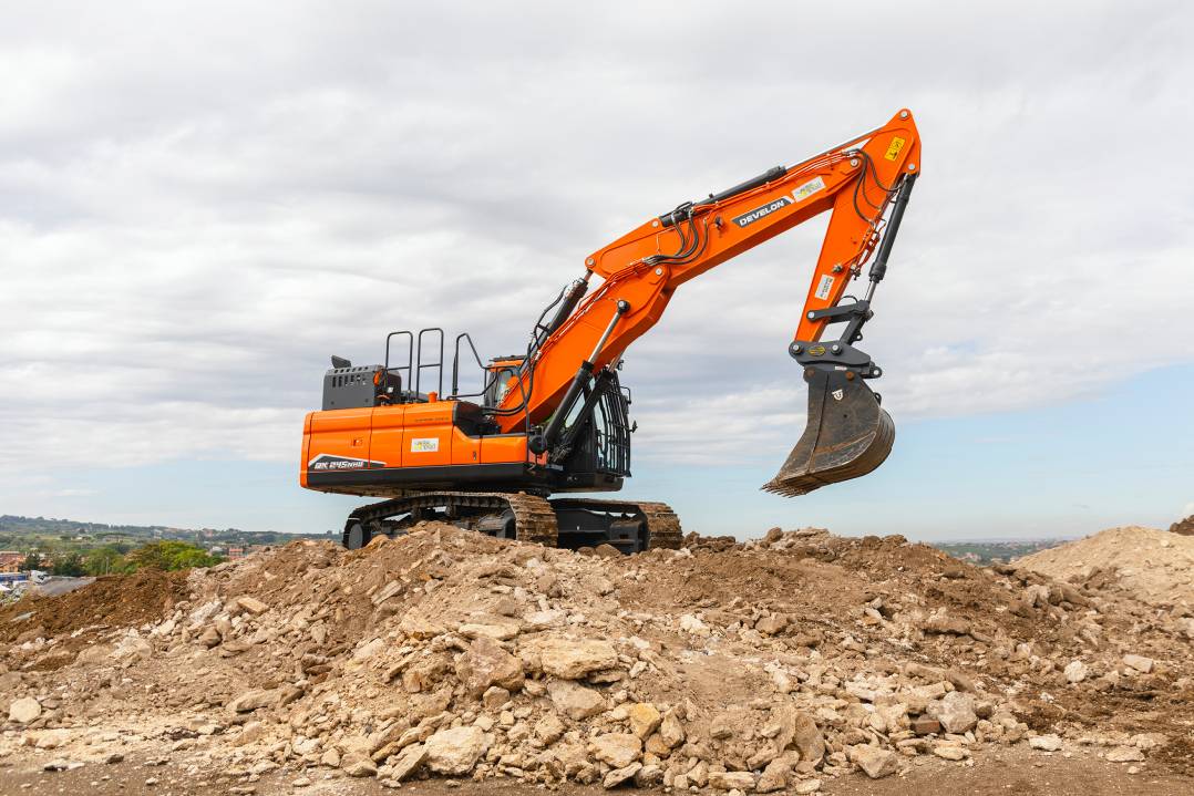 Un successo lungo 70 anni per Idio Ridolfi & Figli, distributore esclusivo Bobcat e DEVELON per il Centro Italia