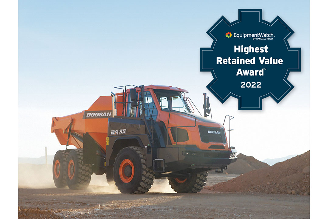 Doosan riceve l’Highest Retained Value Award per i suoi dumper articolati