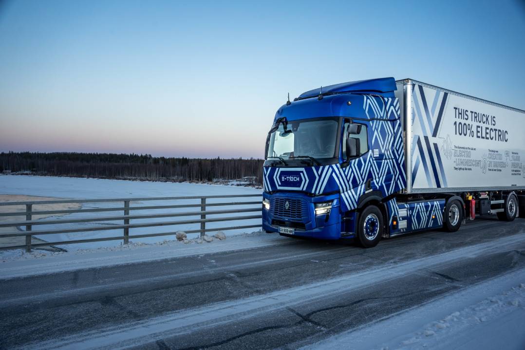 Il Renault Trucks E-Tech Diamond Echo sfida il freddo estremo della Finlandia