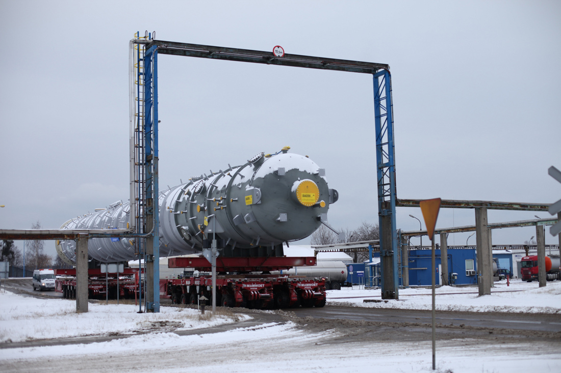 Mammoet completa il suo intervento nel grande progetto di modernizzazione della raffineria LOTOS in Polonia