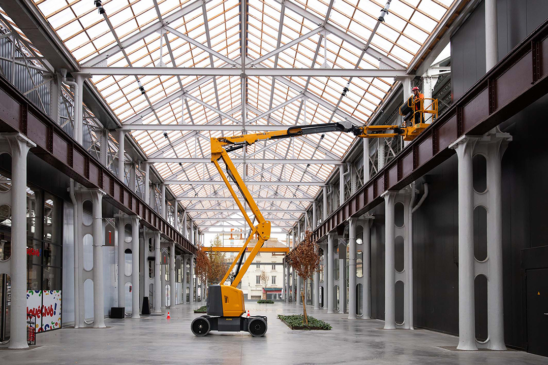 SIGMA 16: Haulotte lancia la nuova piattaforma a braccio articolato completamente elettrica