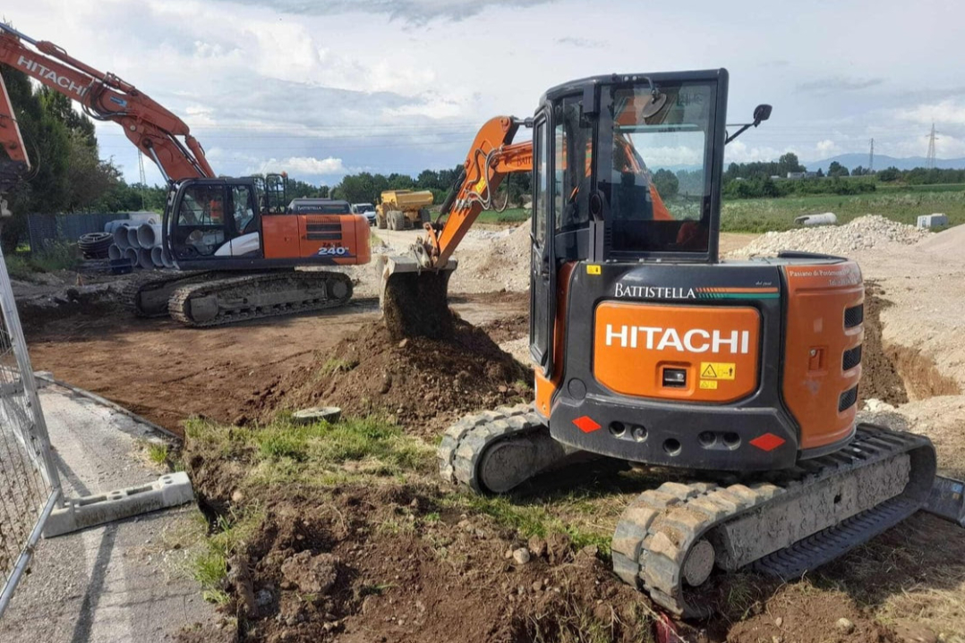 Battistella Spa si affida agli escavatori Hitachi per realizzare i nuovi collegamenti alla zona industriale udinese Hitachi Italia