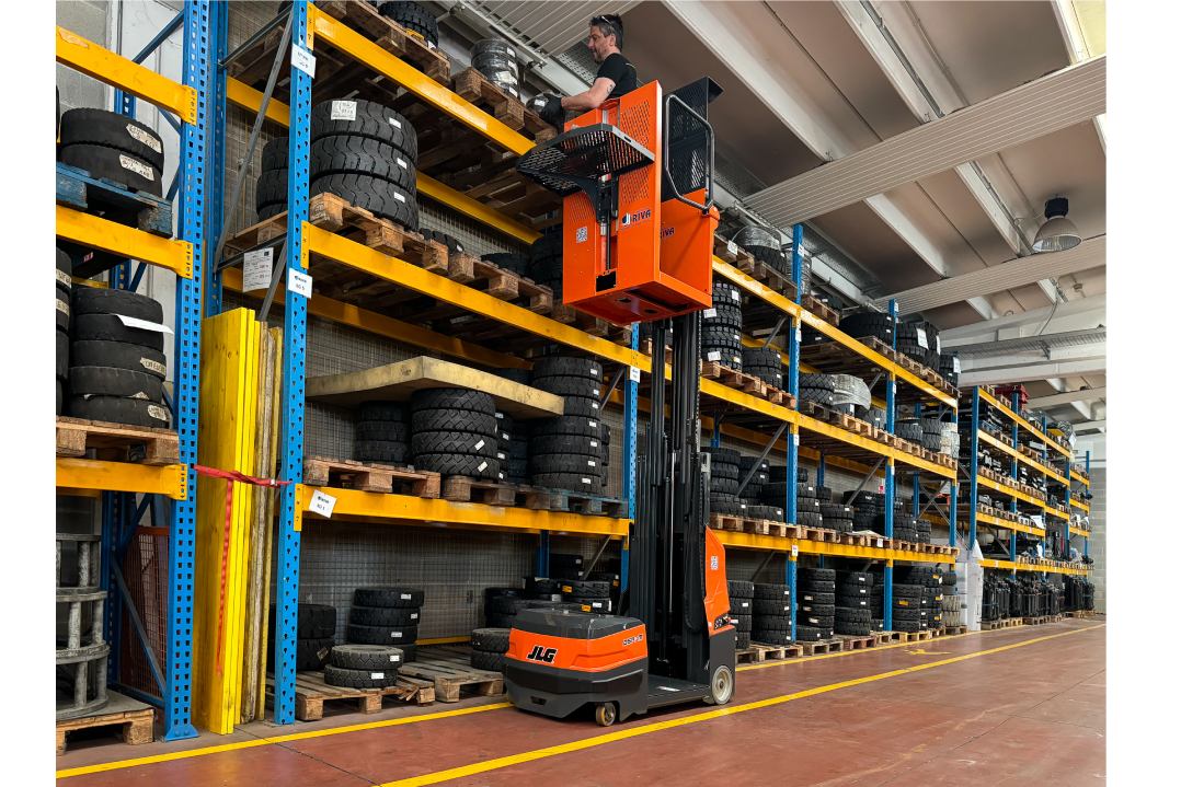 Riva Carrelli si affida a JLG per soluzioni all’avanguardia nel settore industriale