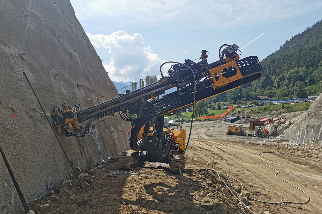 20.000 m di barre autoperforanti per la circonvallazione di Varna