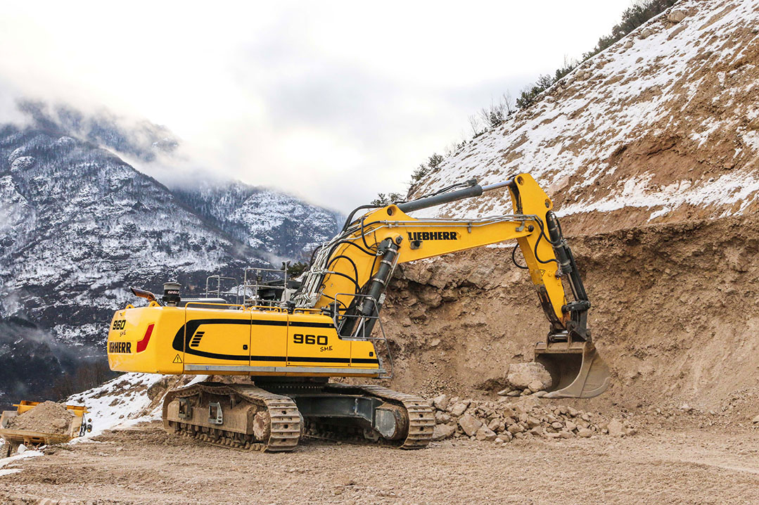 L’escavatore cingolato R 960 SME di Liebherr conquista il mercato mondiale