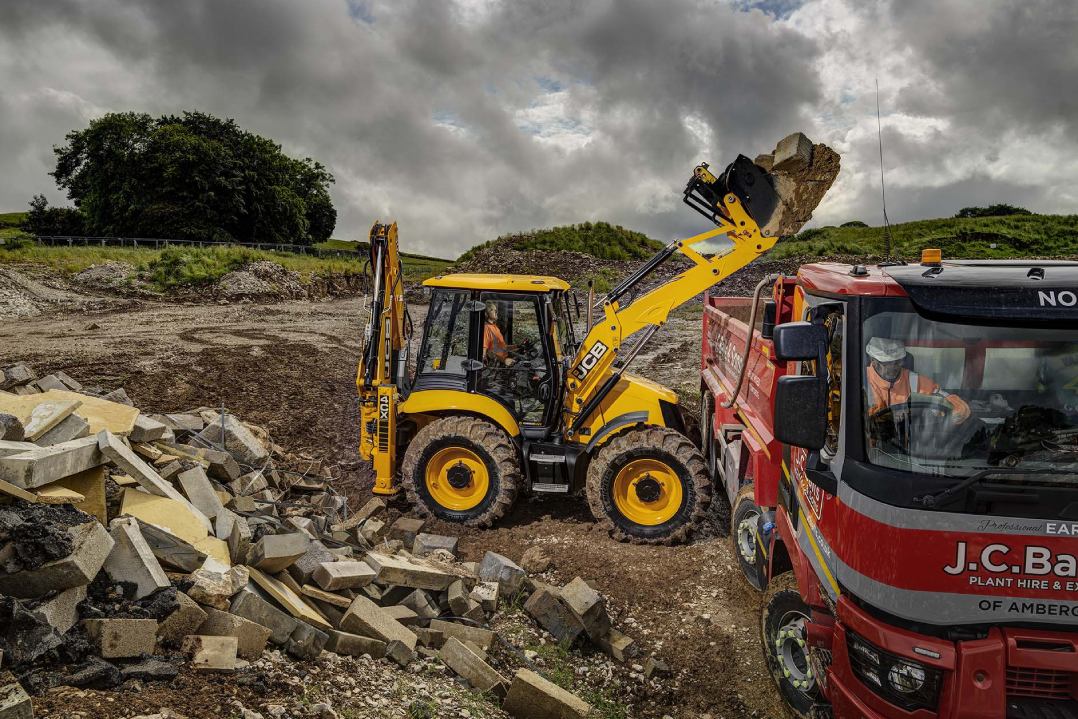 Le terne JCB di nuova generazione portano maggiori livelli di versatilità