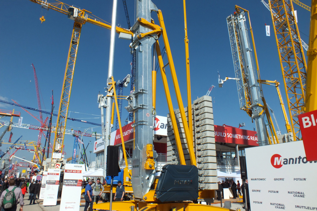 Al bauma 2019 Manitowoc presenterà sei nuove gru e una serie di tecnologie di sollevamento innovative