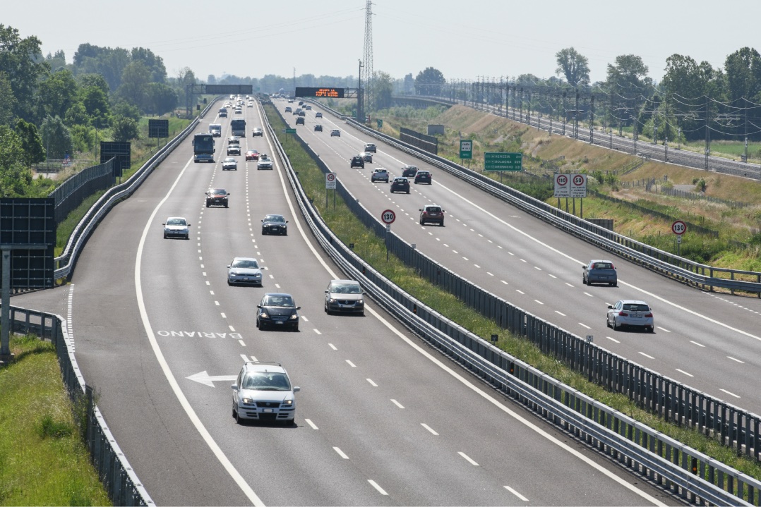 Al via lo sconto “green” del 30% per tutti i veicoli full electric e LNG su A35 Brebemi e A58 TEEM