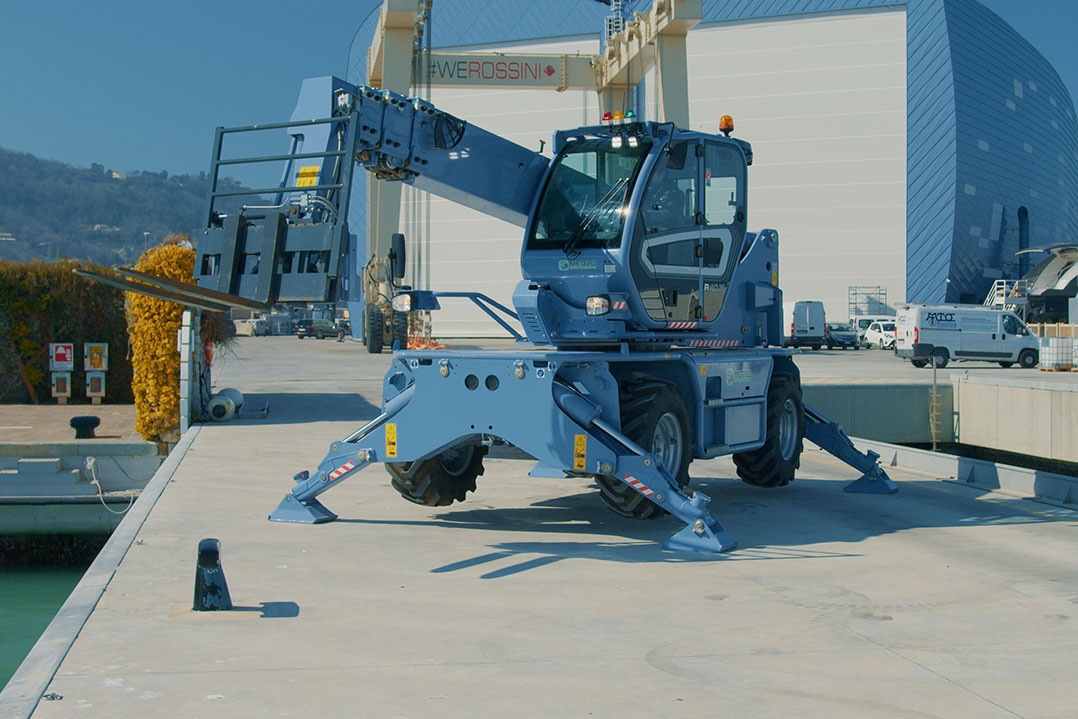 Merlo e Cantiere Rossini: il ROTO40.18 rivoluziona la logistica del cantiere navale