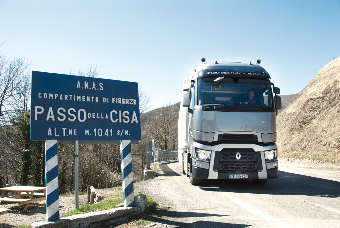 Alla riscoperta della Cisa con il Renault Trucks T 520 HSC