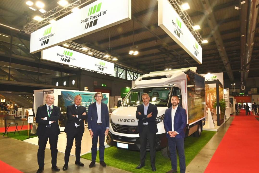 IVECO e Petit Forestier a TUTTOFOOD: insieme per il futuro della logistica sostenibile