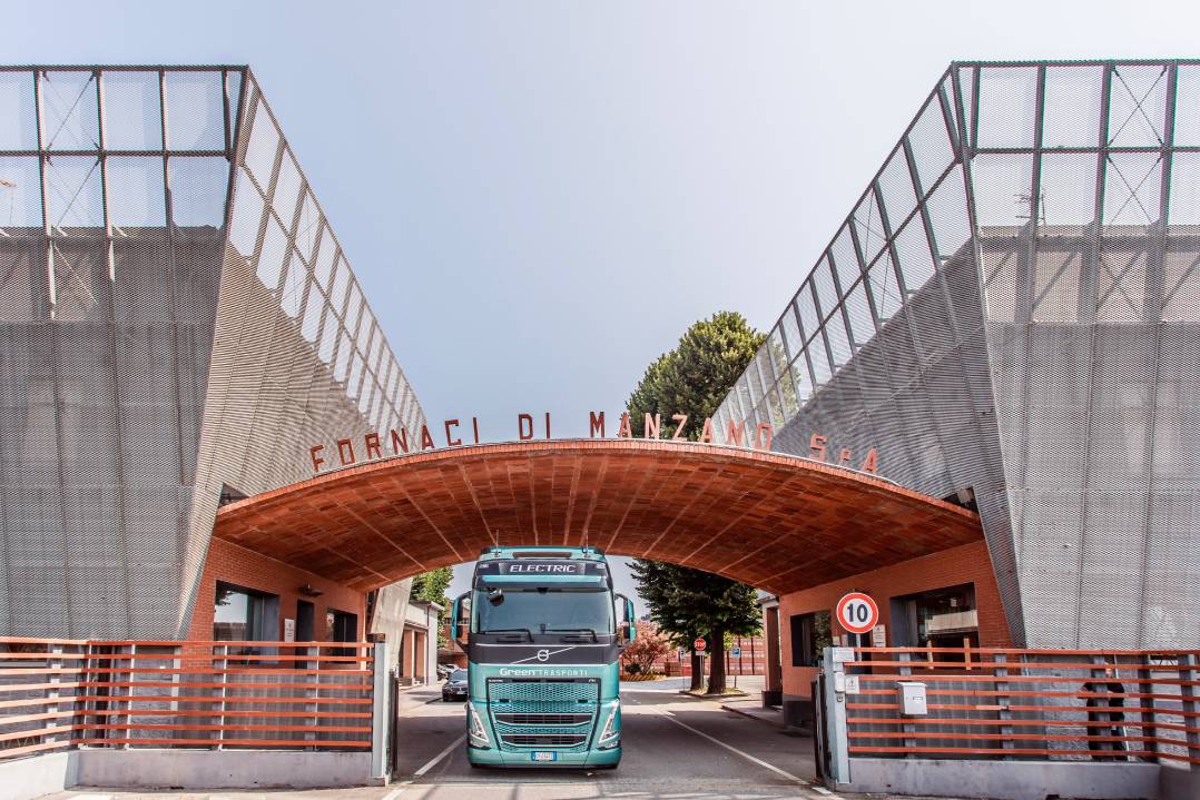 Volvo FH Electric: innovazione e sostenibilità nel cuore della filiera friulana dei laterizi