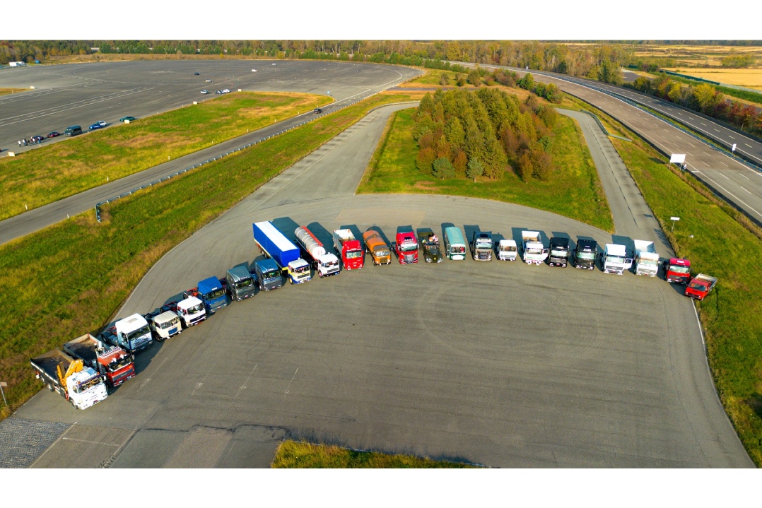 Storia, spettacolo e presenze record per i 50 anni di IVECO nella sede di Fondazione Marazzato