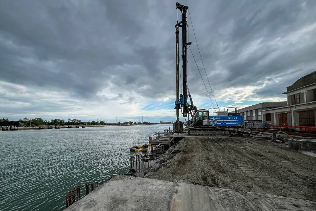 L’adeguamento della banchina dei Magazzini Generali del porto di Ravenna