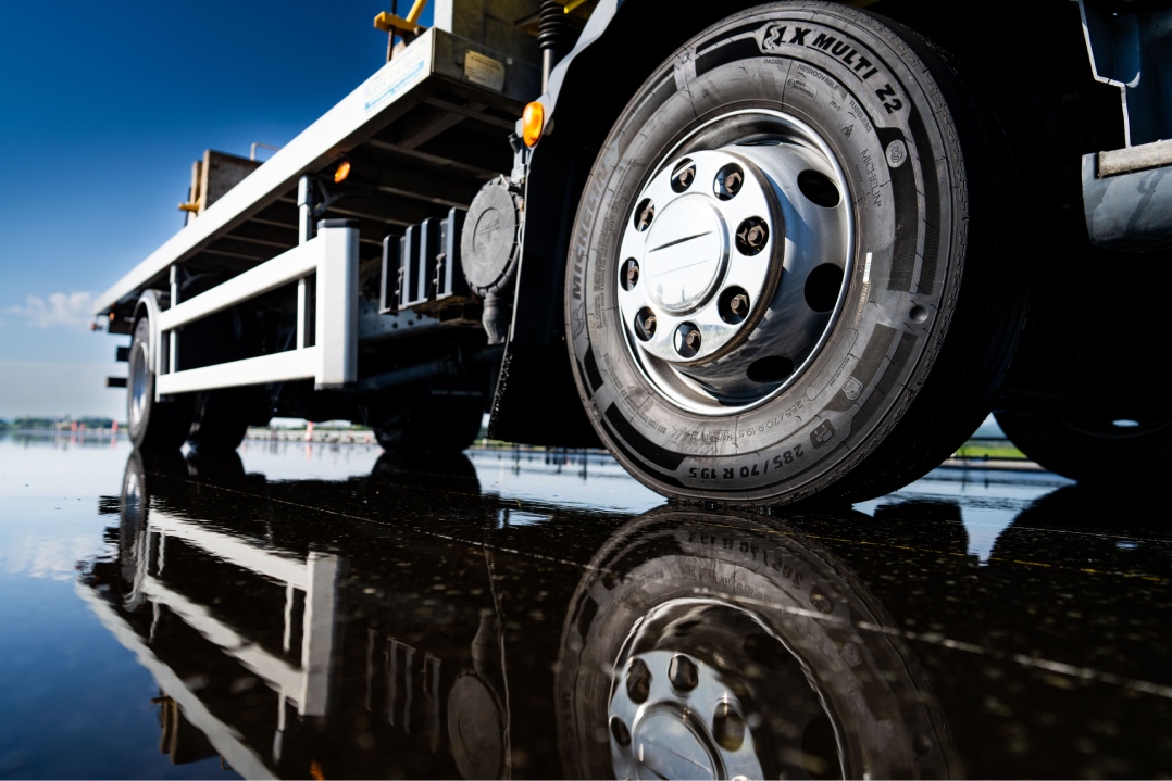 Michelin presenta la nuova e innovativa generazione di pneumatici per autocarri per uso regionale e urbano